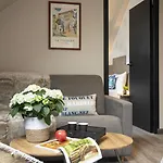Cocoon Отель Кюк