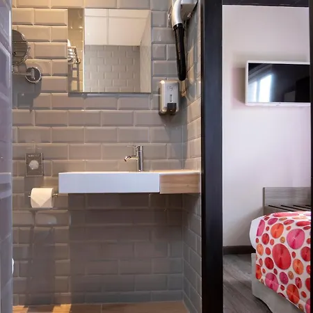 Cocoon Inn