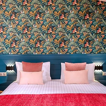 Hotel Cocoon