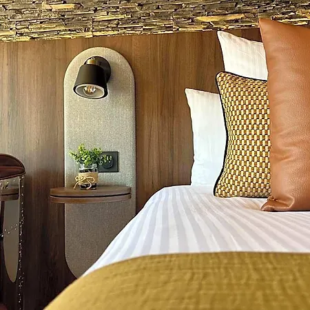 Cocoon 3*